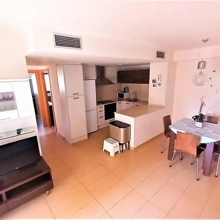 Apartment En Roses: Terraza, A/a, Wifi, Parking, 2ª Linea De Playa - Es-258-89