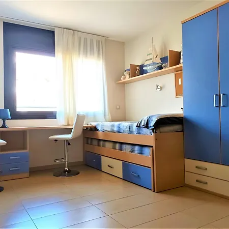 En Roses: Terraza, A/a, Wifi, Parking, 2ª Linea De Playa - Es-258-89 Roses